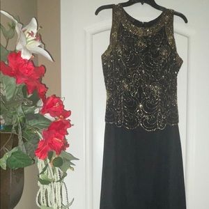 Women’s gown dress size 14